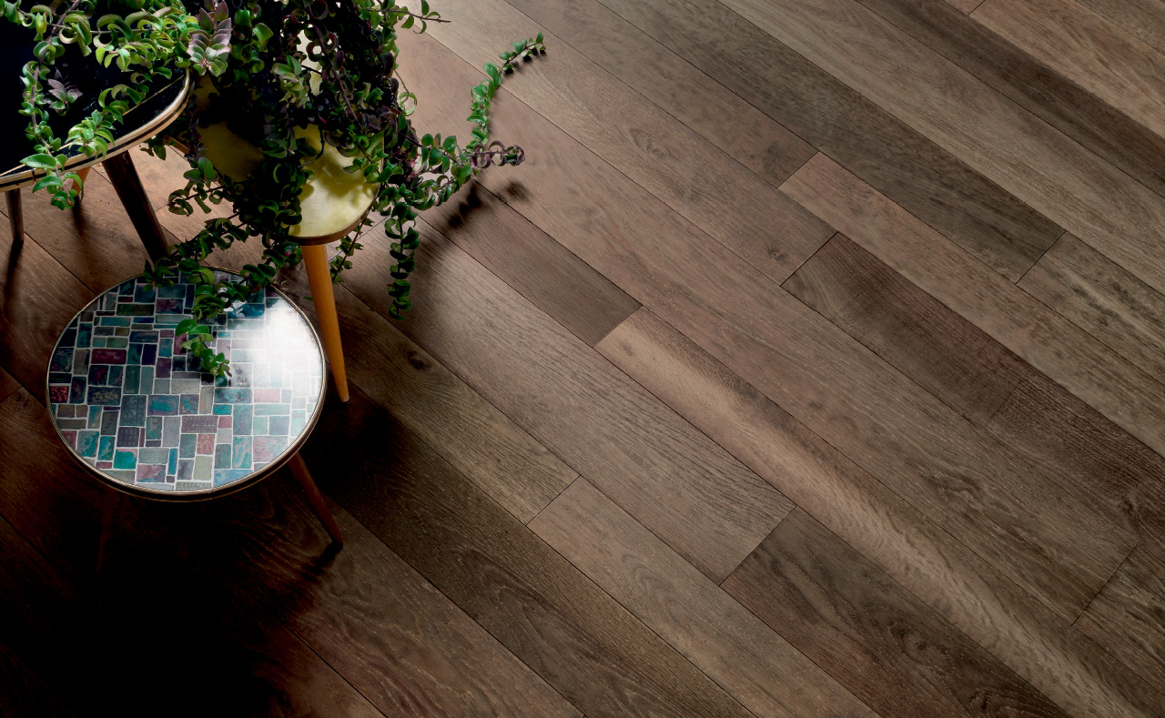 Parquet massiccio o prefinito? Come scegliere il formato giusto per estetica, budget e durata - Triveneta Parchetti