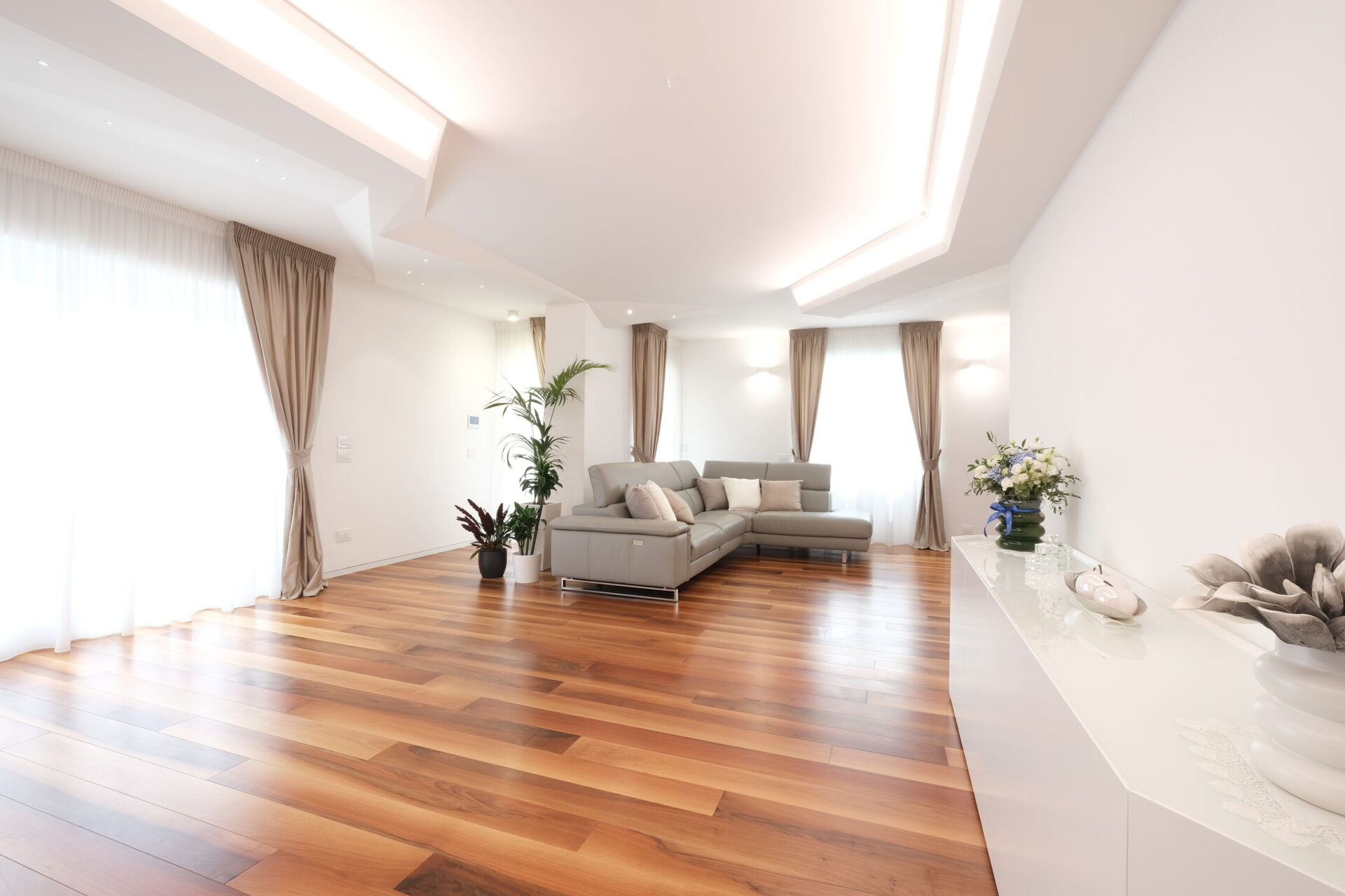 Essenze parquet: guida completa alle caratteristiche di rovere, noce, teak e molto altro - Triveneta Parchetti
