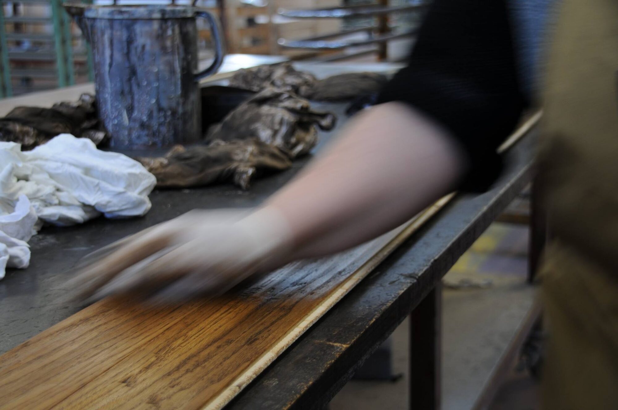 Dietro le quinte di un parquet artigianale: il viaggio dal tronco al prodotto finito - Triveneta Parchetti